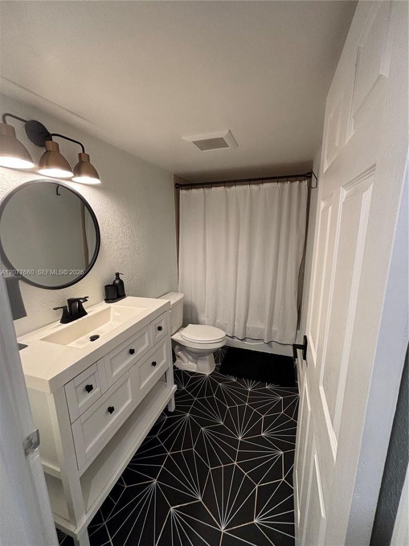 6305 Gage Pl , Unit 309A, Miami Lakes, FL 33014 Photo