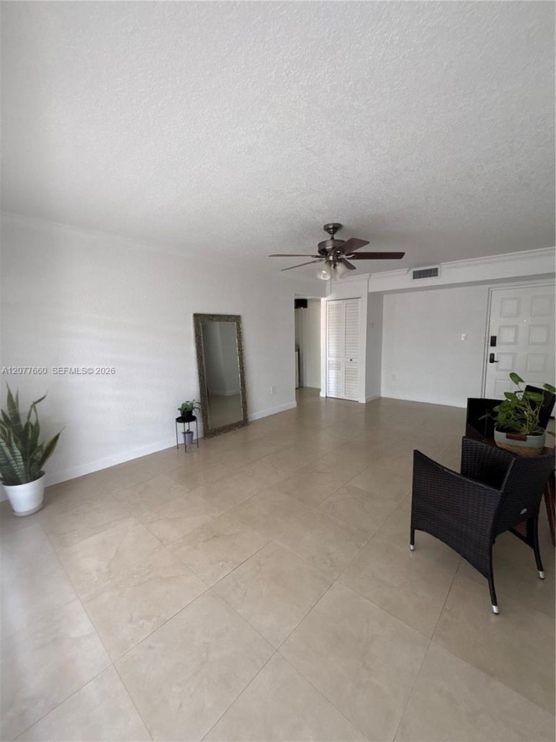 6305 Gage Pl , Unit 309A, Miami Lakes, FL 33014 Photo