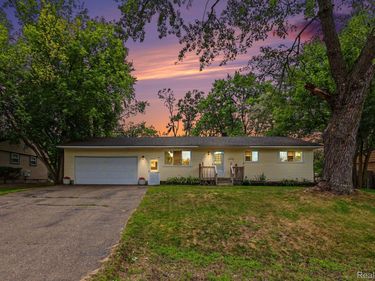 3376 Chalice Road, Orion Township, Mi 48359