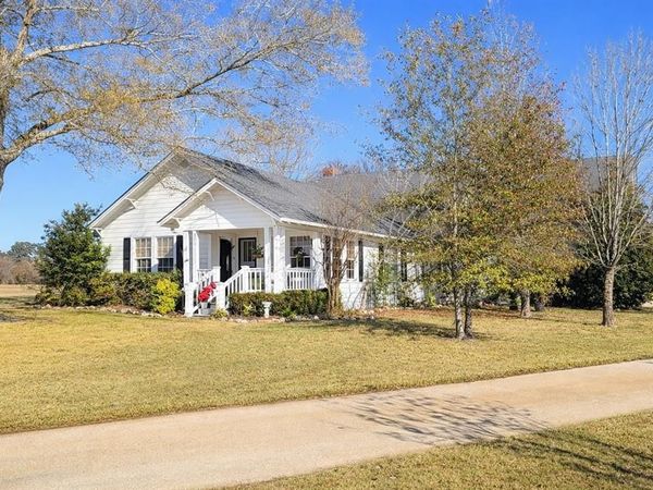 20272 County Road 4126 , Lindale, TX 75771
