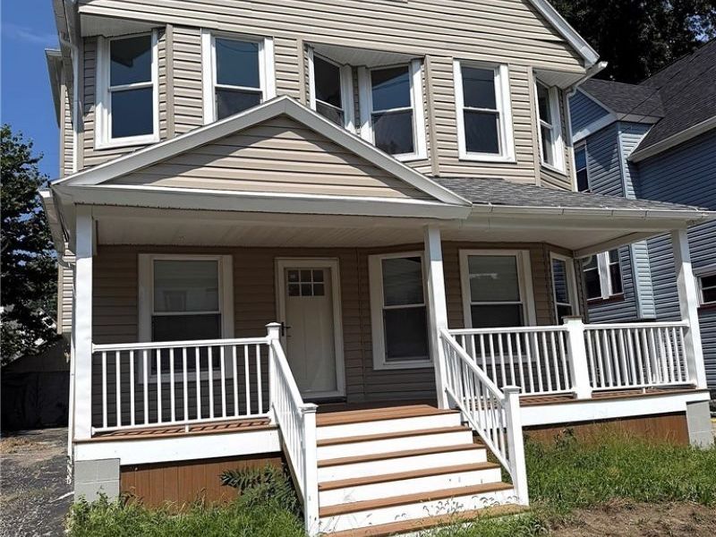 10819 Churchill Avenue, Cleveland, OH 44106 Photo 2