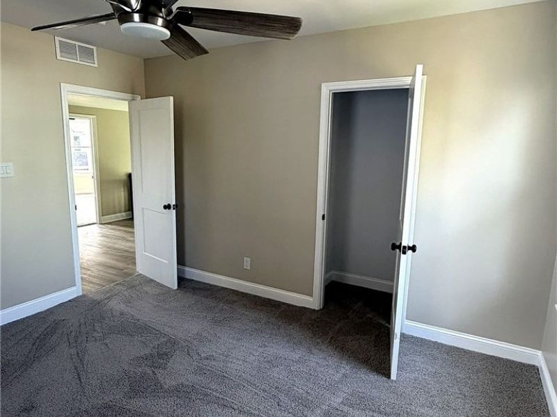 10819 Churchill Avenue, Cleveland, OH 44106 Photo 20