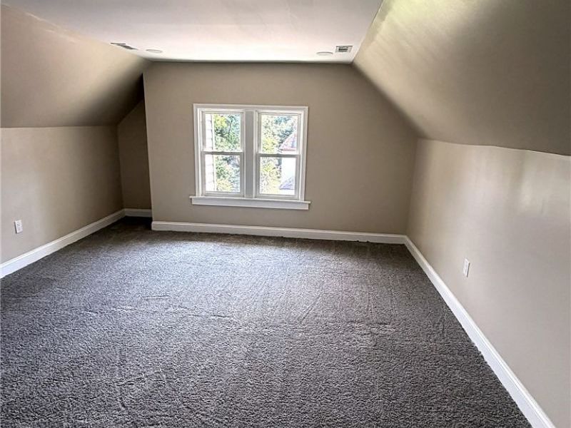 10819 Churchill Avenue, Cleveland, OH 44106 Photo 26