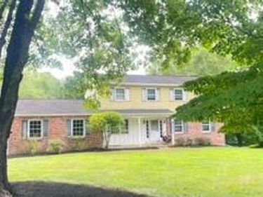24 SUNNYBROOK DRIVE, DOYLESTOWN, PA 18901