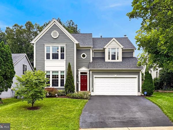 5811 CUB STREAM DR., CENTREVILLE, VA 20120