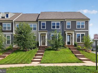 1743 AUTUMN MAPLE LEAF DRIVE, DUMFRIES, VA 22026