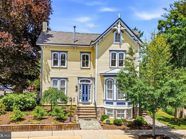 80 W BRIDGE STREET, NEW HOPE, PA 18938