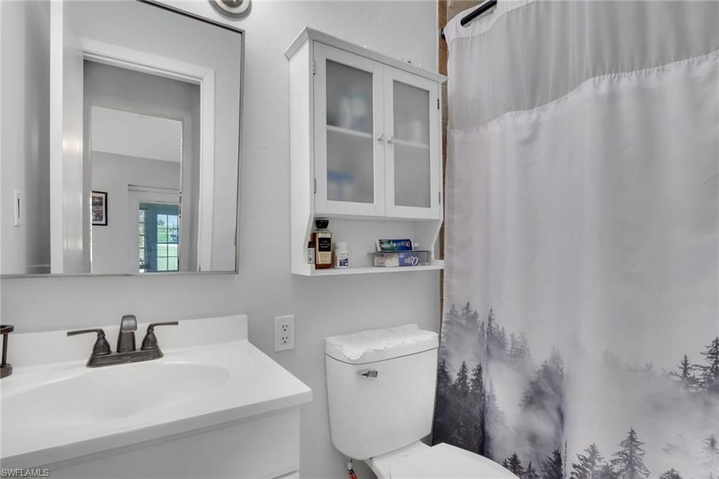 46 Laconia Ct , Fort Myers, FL 33919 Photo