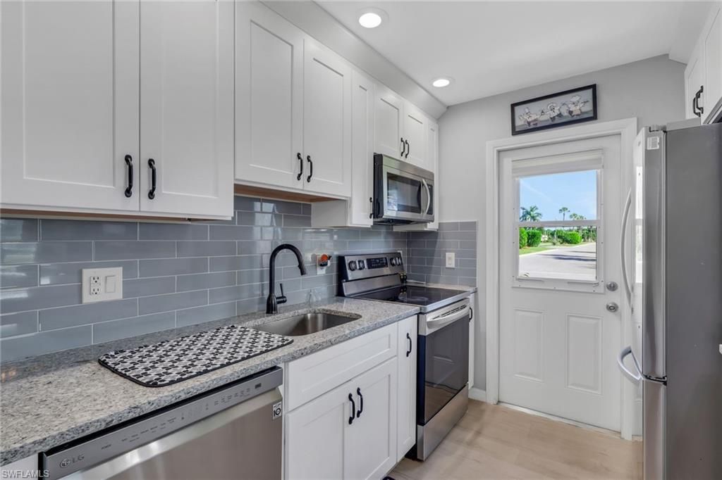 46 Laconia Ct , Fort Myers, FL 33919 Photo