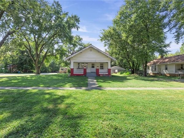 202 N Vine Street, Greeley, KS 66033