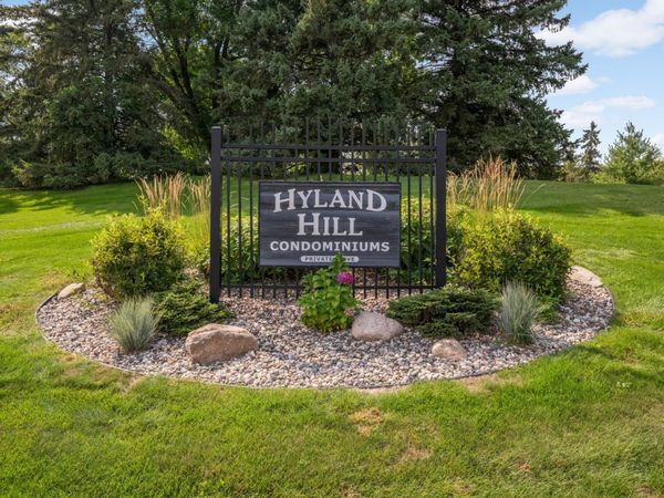 8400 Pennsylvania Road , Unit 320, Bloomington, MN 55438