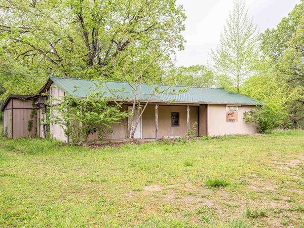 752 Bobs Landing Rd , Bath Springs, TN 38311
