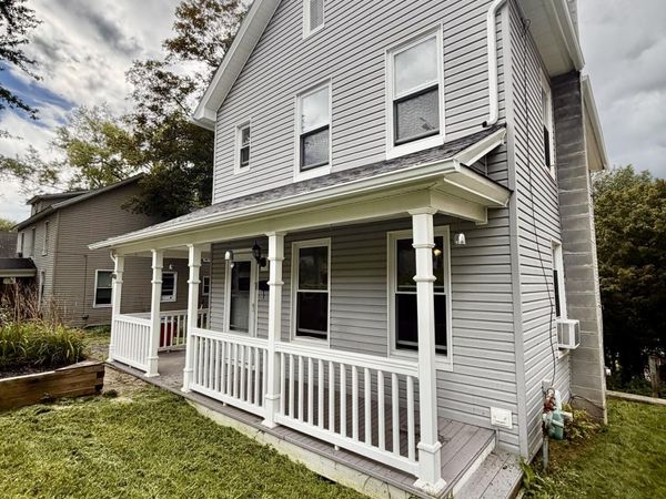 53 Grove Street , Carbondale, PA 18407