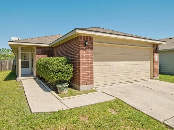 12524 Sky Harbor DR, Del Valle, TX 78617