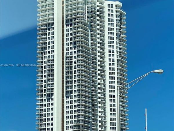 6365 Collins Ave , Unit 2005, Miami Beach, FL 33141