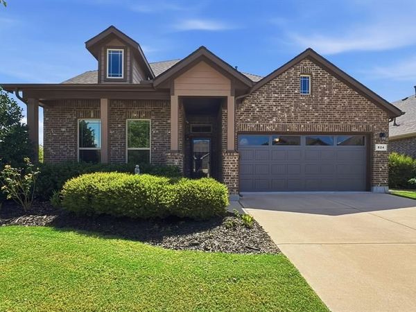 824 Dove Cove, Argyle, TX 76226