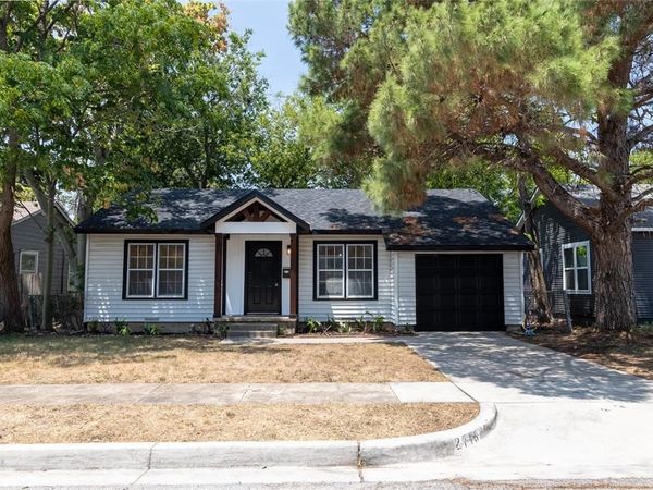 2716 Frazier Avenue, Fort Worth, TX 76110