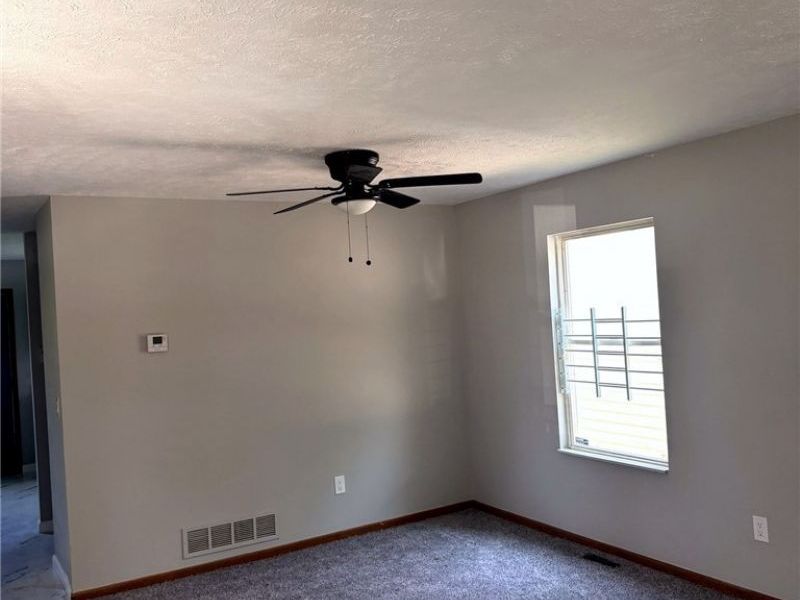 10011 Hulda Avenue, Cleveland, OH 44104 Photo 27