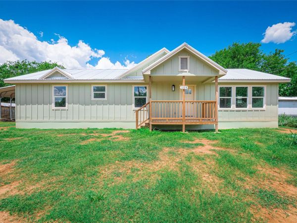 109 Elizabeth DR, Spicewood, TX 78669