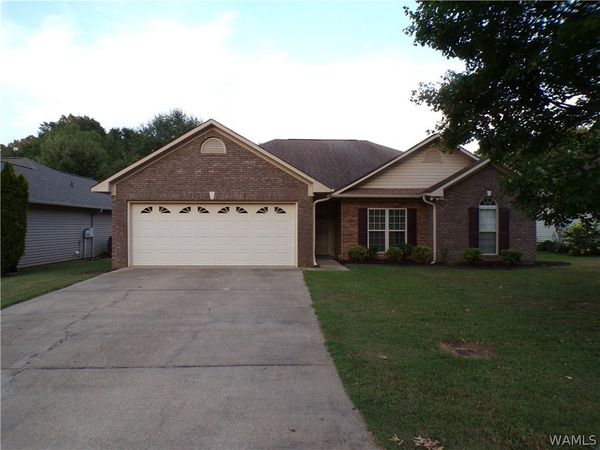 403 19th Street NW, Fayette, AL 35555