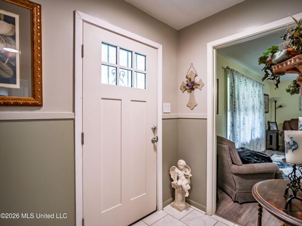 15622 Mississippi 35 , Batesville, MS 38606