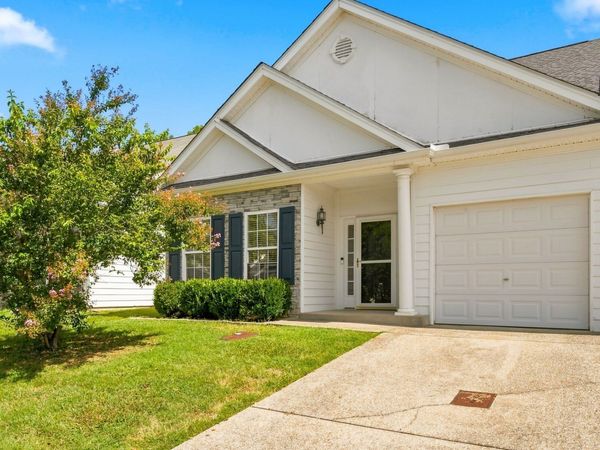 333 Harbor Village Dr , Madison, TN 37115
