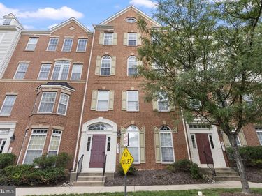 5675 HARRINGTON FALLS LANE, Unit T, ALEXANDRIA, VA 22312