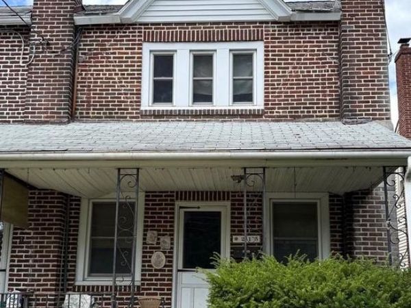 215 E CLINTON AVENUE, OAKLYN, NJ 08107