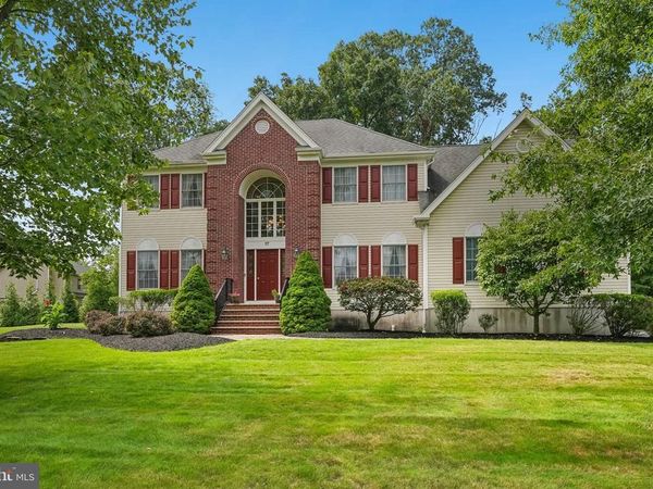 17 BURNISTON COURT , HILLSBOROUGH, NJ 08844