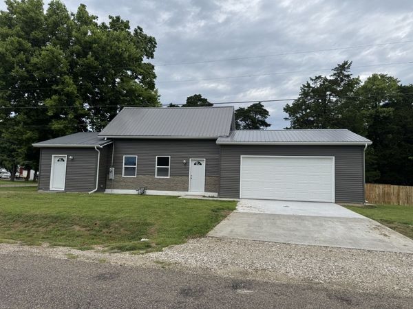 1503 Maas Road, Quincy, IL 62305
