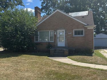 24991 Joy Road, Dearborn Heights, Mi 48127