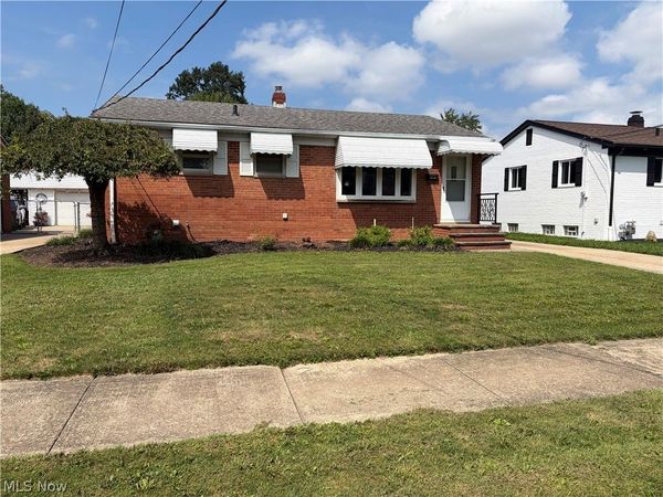 14316 Parkman Boulevard , Brook Park, OH 44142