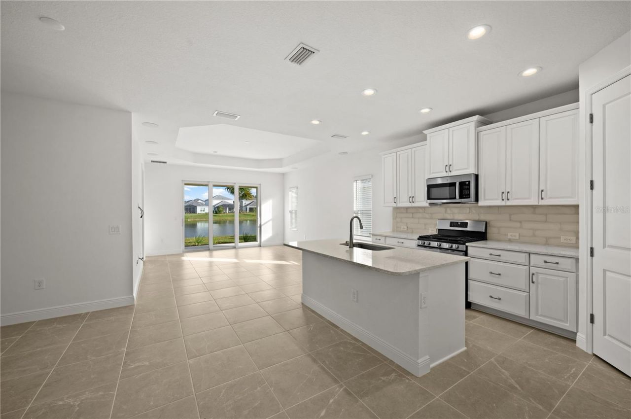 10366 Lake George Avenue, Sarasota, FL 34241 Photo