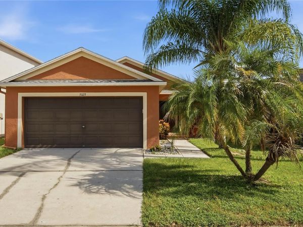 31123 MASENA DRIVE , WESLEY CHAPEL, FL 33545