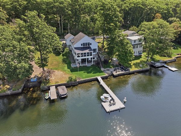 182 Manchaug Road, Sutton, MA 01590