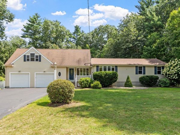 141 Black Brook Rd, Easton, MA 02334