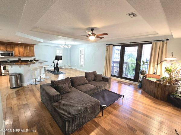 1478 RIVERPLACE Boulevard, Unit 202, Jacksonville, FL 32207