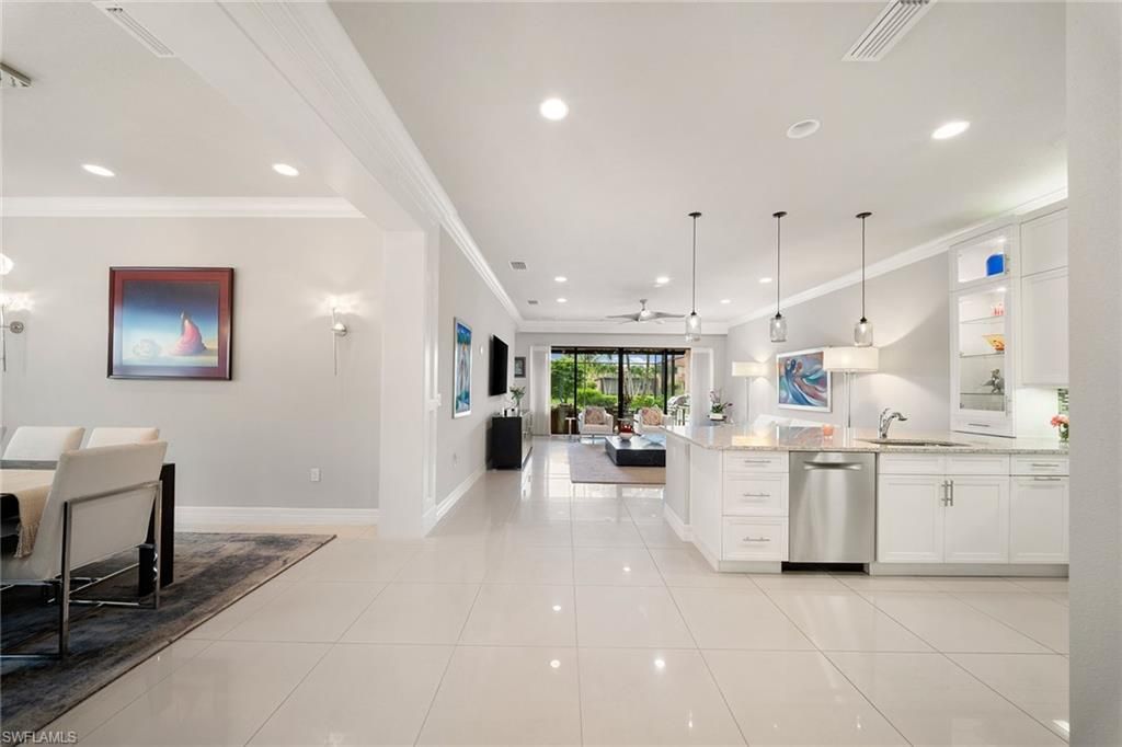 13617 Mandarin Cir, Naples, FL 34109 Photo