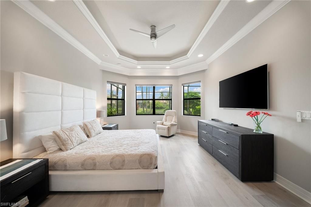 13617 Mandarin Cir, Naples, FL 34109 Photo