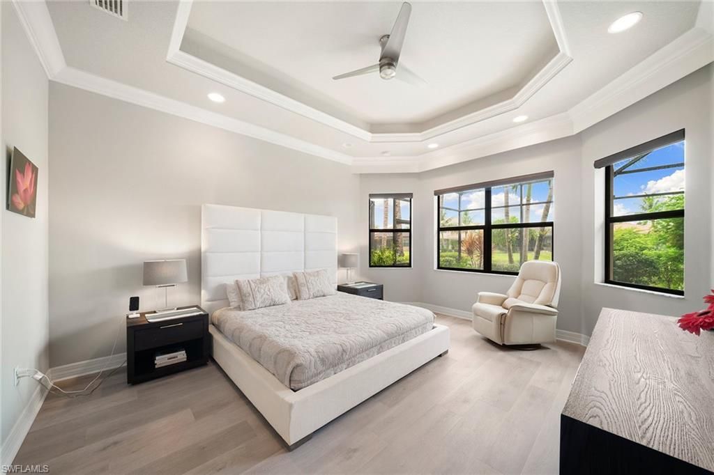 13617 Mandarin Cir, Naples, FL 34109 Photo