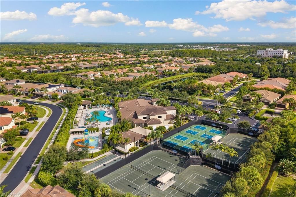 13617 Mandarin Cir, Naples, FL 34109 Photo