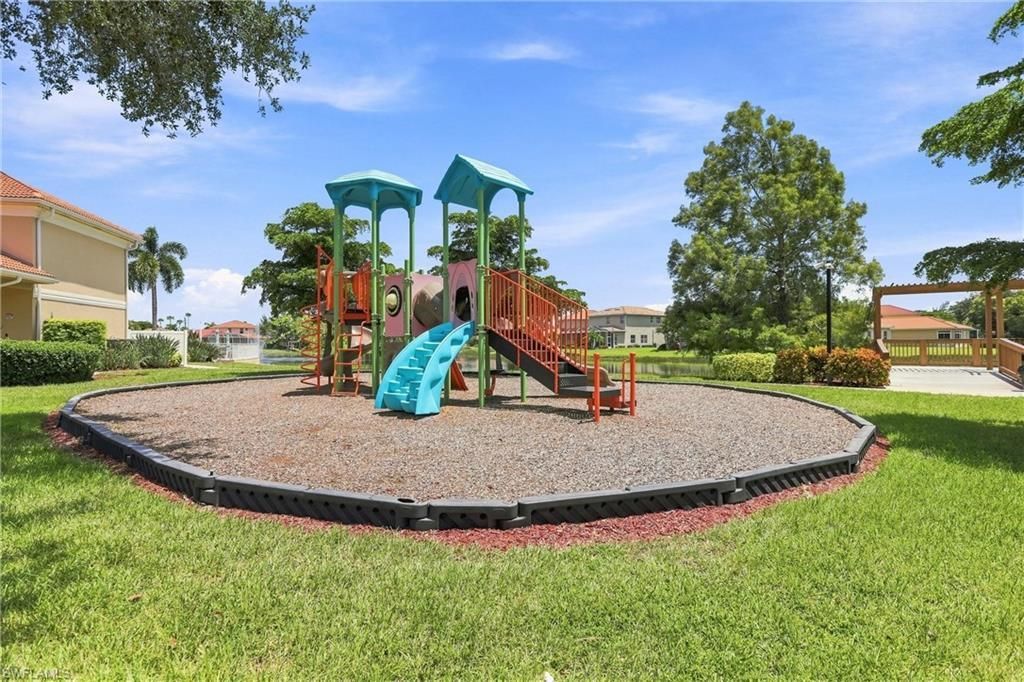 9265 Belleza Way , Unit 204, Fort Myers, FL 33908 Photo