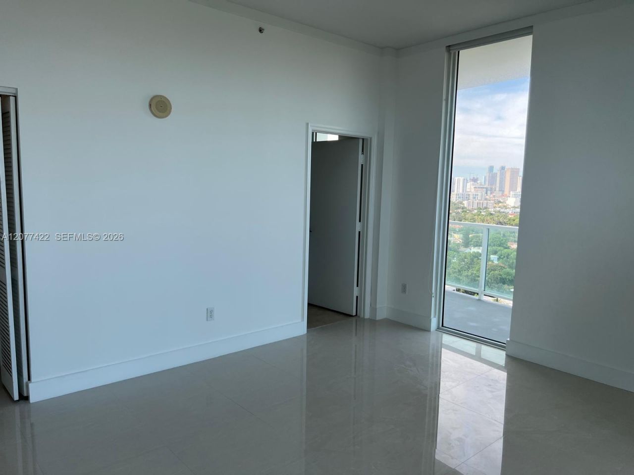 2525 SW 3rd Ave, Unit 1608, Miami, FL 33129 Photo