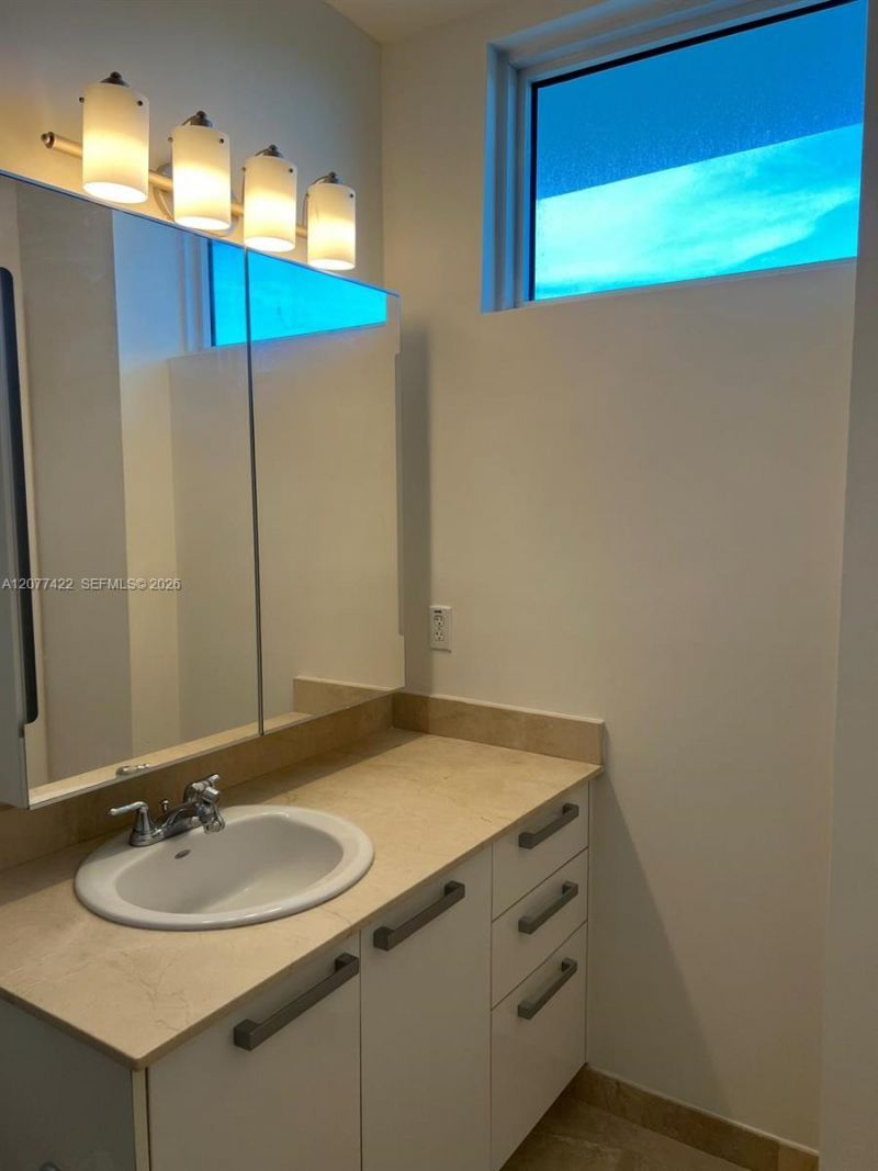 2525 SW 3rd Ave, Unit 1608, Miami, FL 33129 Photo