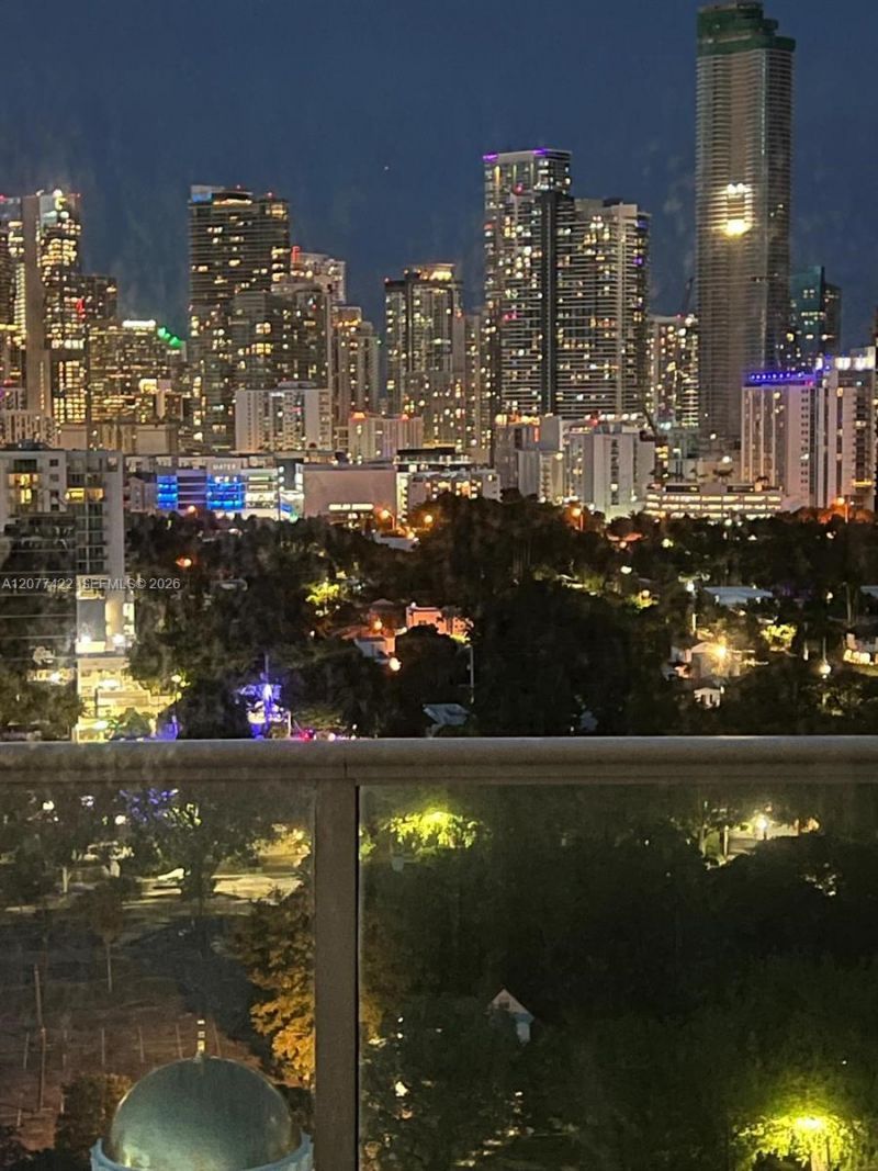 2525 SW 3rd Ave, Unit 1608, Miami, FL 33129 Photo