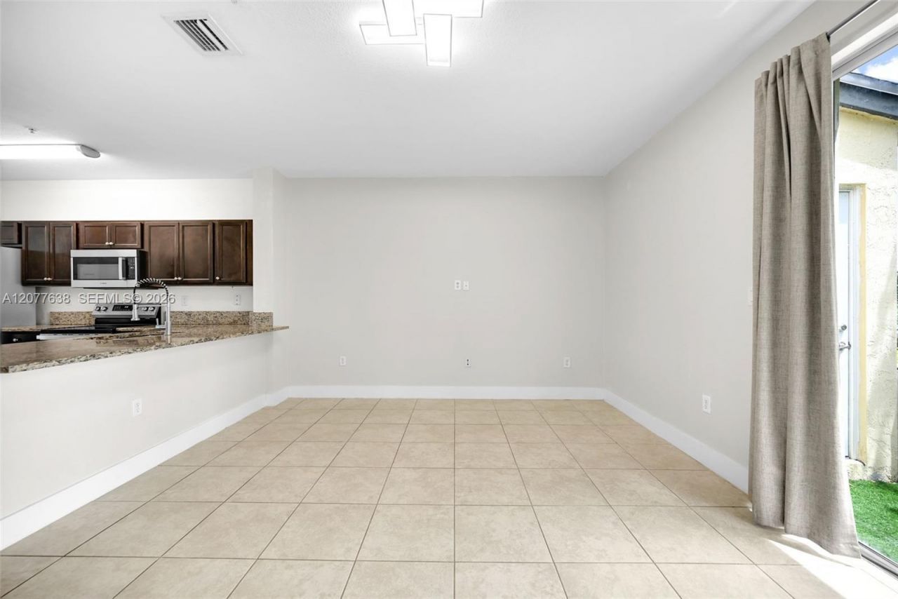 134 SE 28th Ter, Unit 5, Homestead, FL 33033 Photo