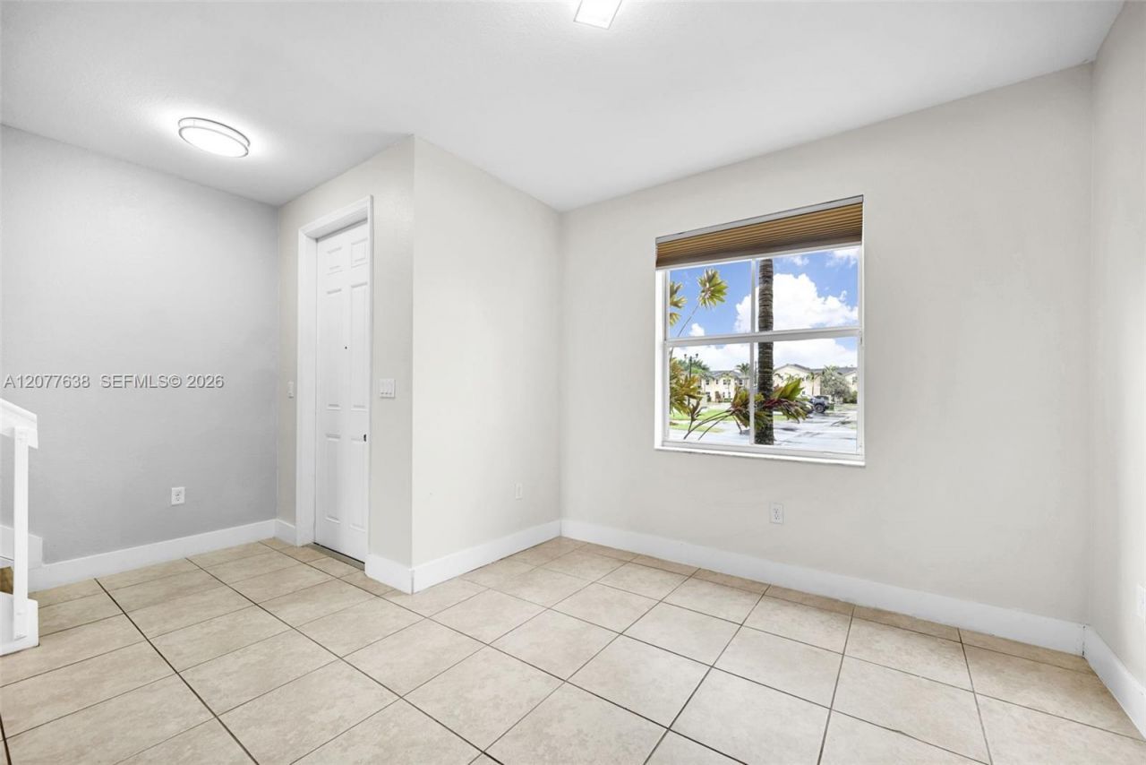 134 SE 28th Ter, Unit 5, Homestead, FL 33033 Photo