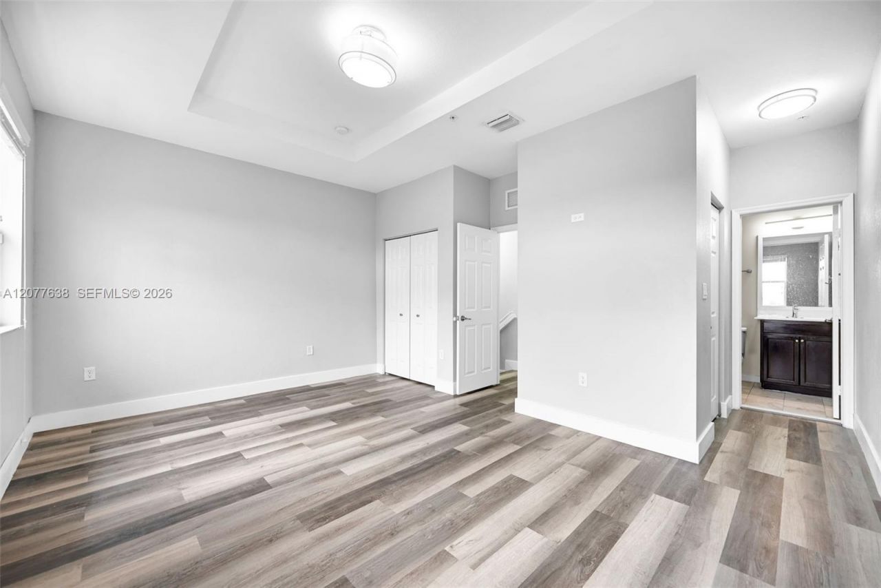134 SE 28th Ter, Unit 5, Homestead, FL 33033 Photo
