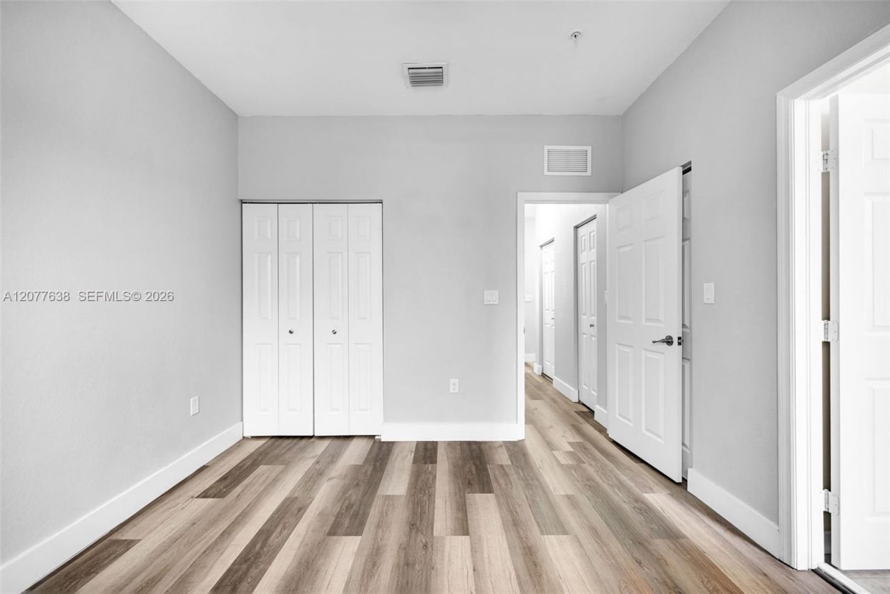 134 SE 28th Ter, Unit 5, Homestead, FL 33033 Photo