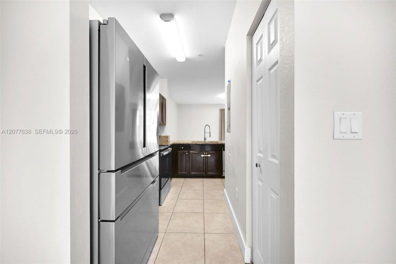 134 SE 28th Ter, Unit 5, Homestead, FL 33033 Photo